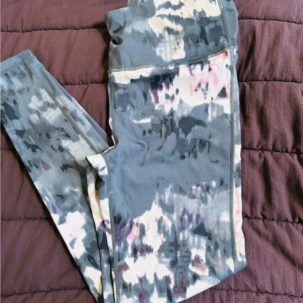 Manduka Gray and Purple Patterned Leggings